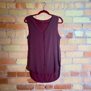 Banana Republic chiffon-like sleeveless blouse